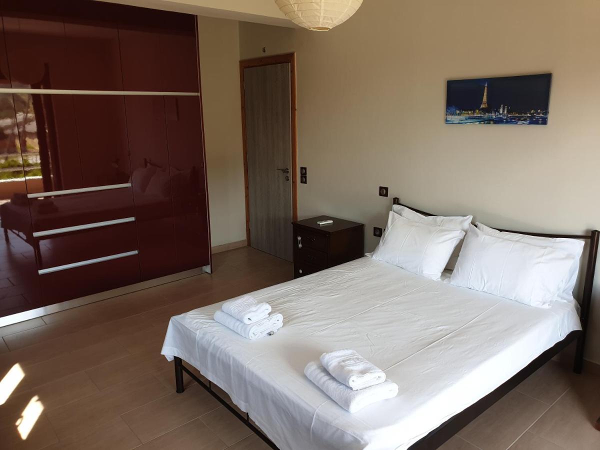 Villa Luna Kalamaki  Bagian luar foto
