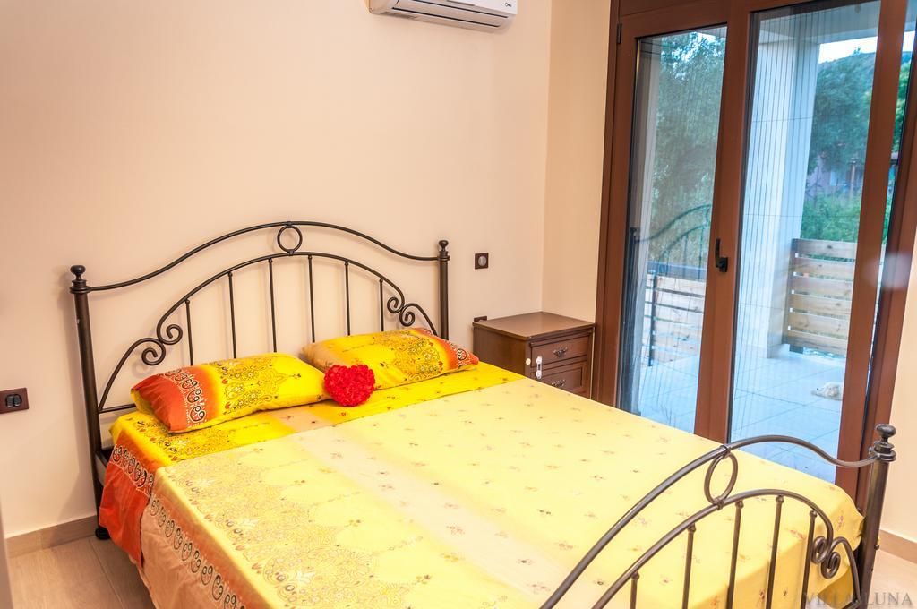 Villa Luna Kalamaki  Bagian luar foto